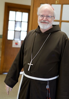 Cardinal Seán P. O’Malley celebrates the opening Mass of Quincy Catholic Academy at Sacred Heart Church Sept. 8, 2010. Following the Mass, Cardinal O’Malley was given a tour of the school’s facilities by principal Catherine Cameron.
Photo by Gregory L. Tracy/ The Pilot
