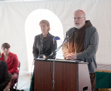 Dedication of the Archiocese of Boston Planning Office of Urban Affairs' Hayes development, Haverhill, Mass. Oct. 14, 2010. Photo by Jim Lockwood, The Pilot