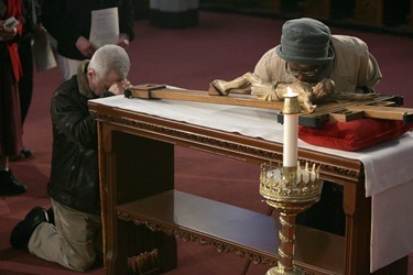 5644516002_8dd76e702b Good Friday 2011 - Cathedral of the Holy Cross_L 5644516002_8dd76e702b Good Friday 2011 - Cathedral of the Holy Cross_L